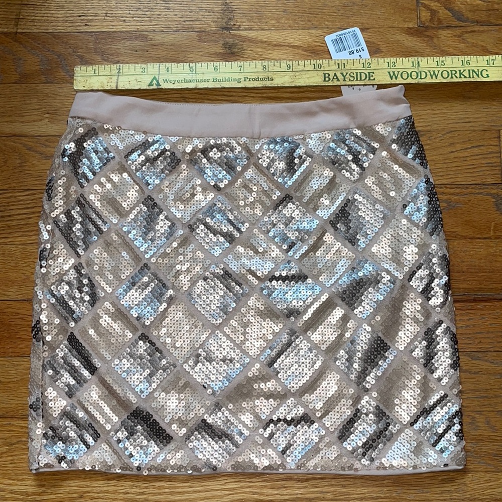 NWT sequin miniskirt Sz S